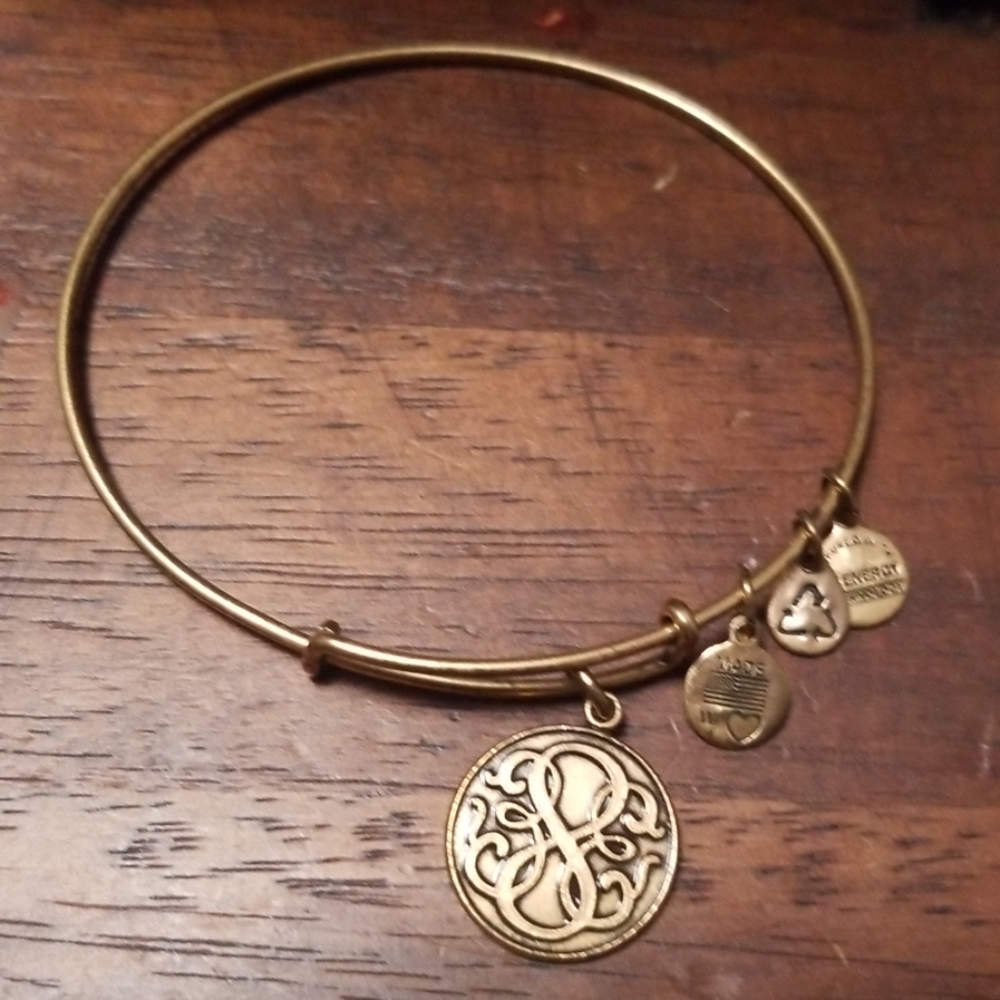🎄Alex And Ani Bracelet